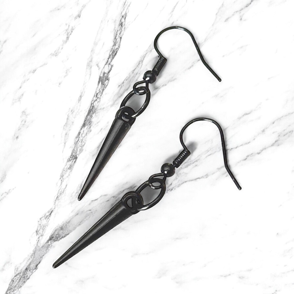 5 For $25💫Punk Alternative Black Spike Cone Dangles Earrings